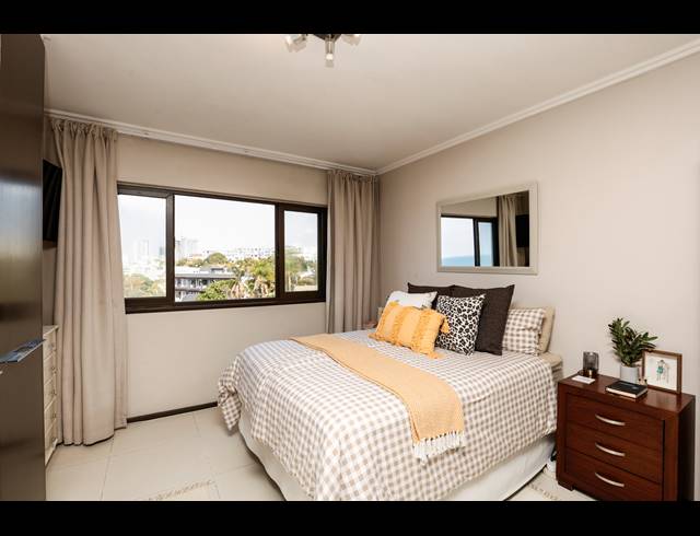 2 BEDROOM APARTMENT FOR SALE IN UMHLANGA CENTRAL
